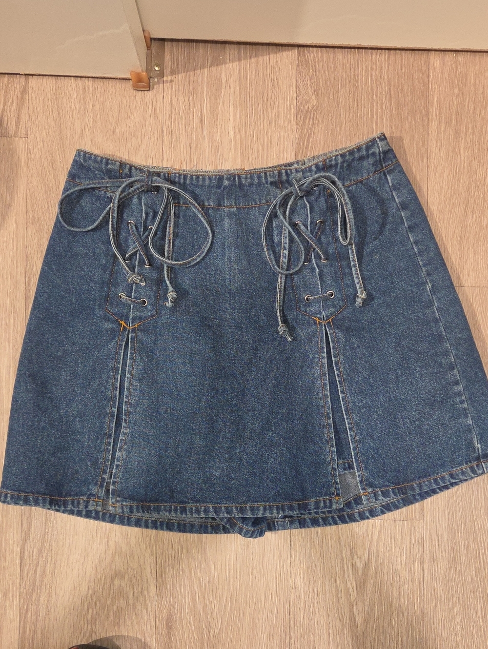Vintage Northcrest Denim Lace-Up Skirt/Skort